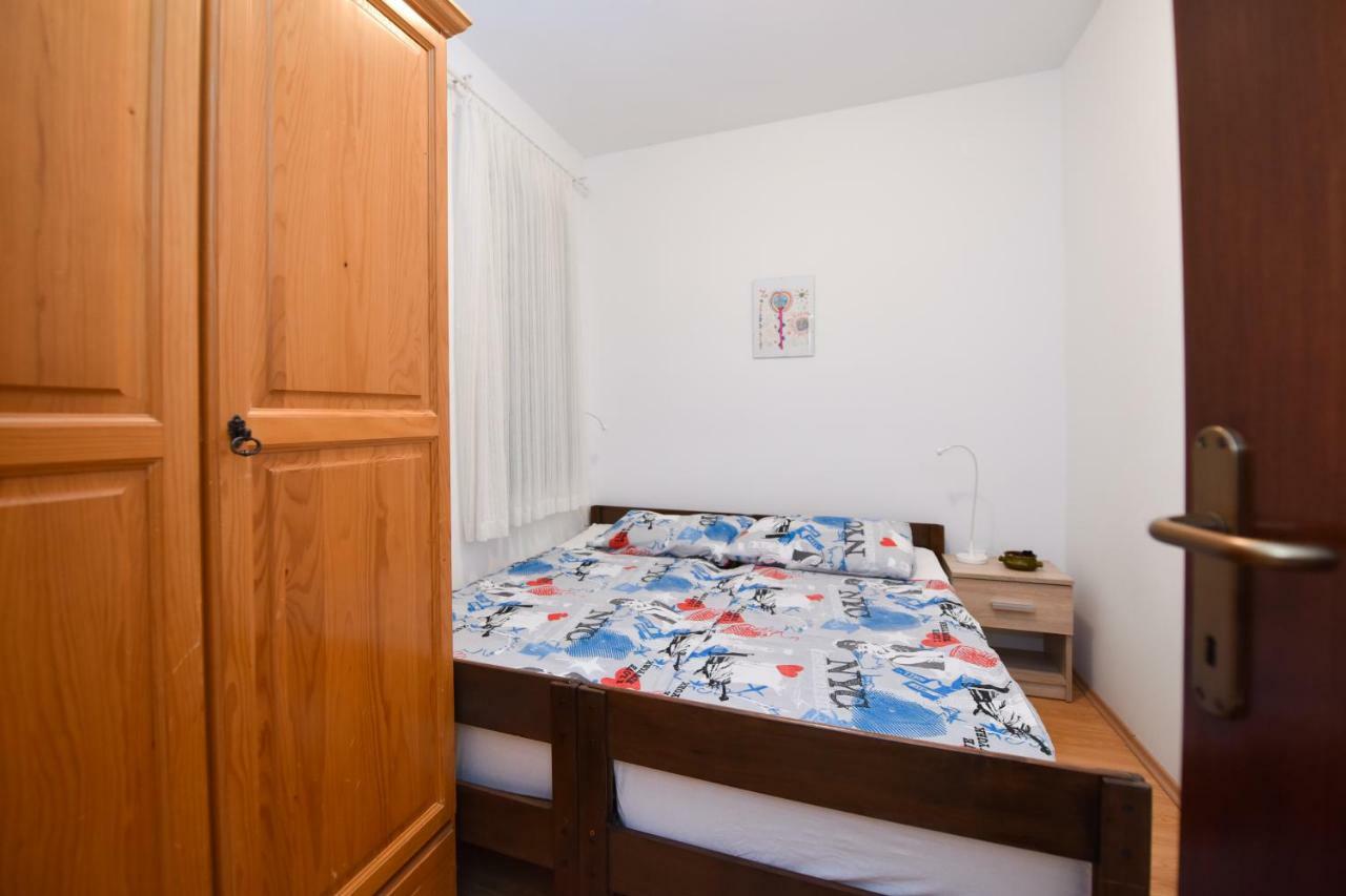Apartments Enya 诺瓦利娅 外观 照片